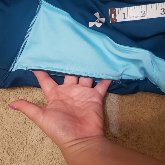 UA capri tights - Picture 4 of 4